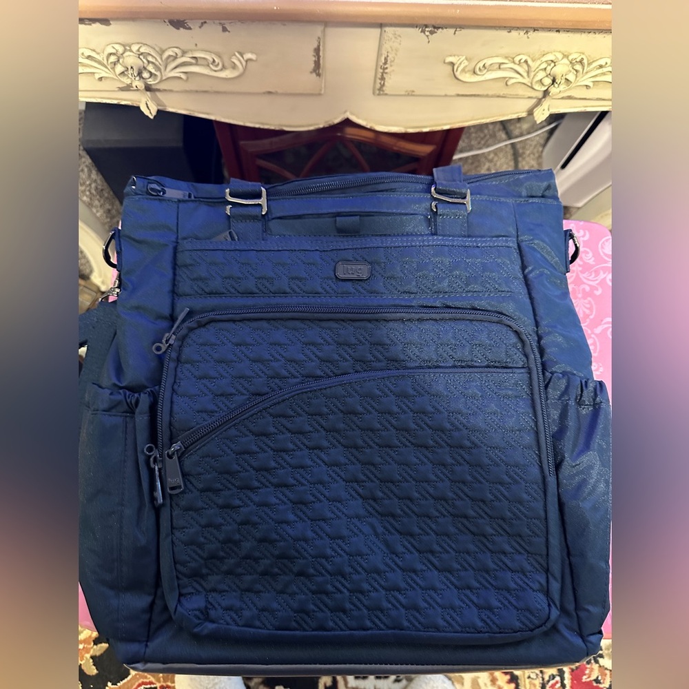 Lug Ace Tote bag and backpack with an insulated pocket, nwot shimmer blue